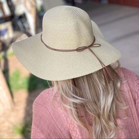 Tan Floppy Hat with suede fringe detail - Picture 3 of 5